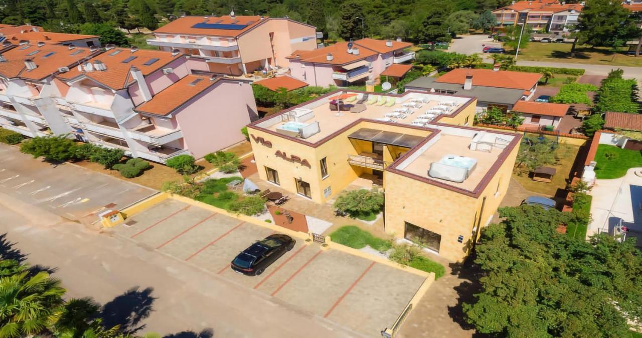 Villa Alpa ウマグ エクステリア 写真